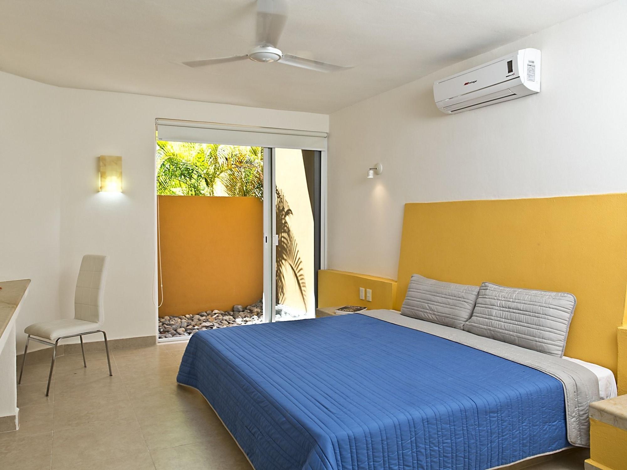 Hotel Ixzi Plus Ixtapa  Buitenkant foto