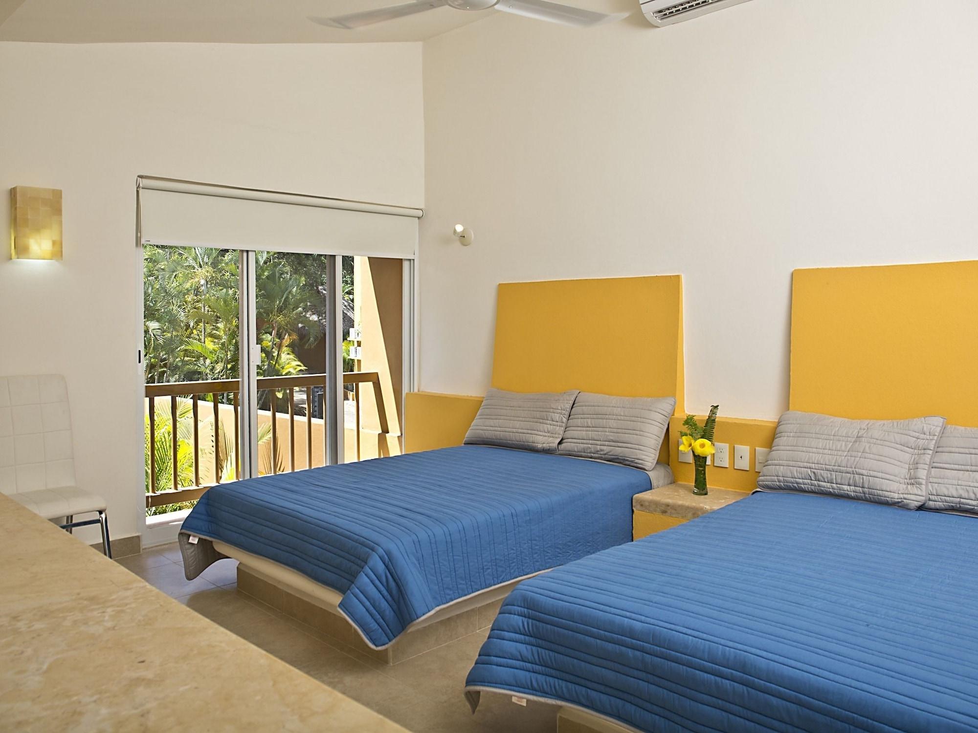 Hotel Ixzi Plus Ixtapa  Buitenkant foto