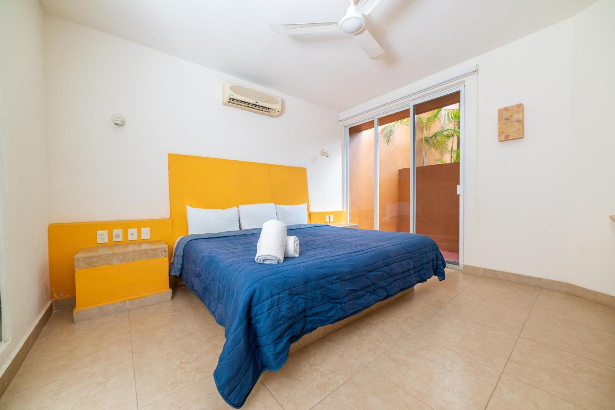 Hotel Ixzi Plus Ixtapa  Buitenkant foto