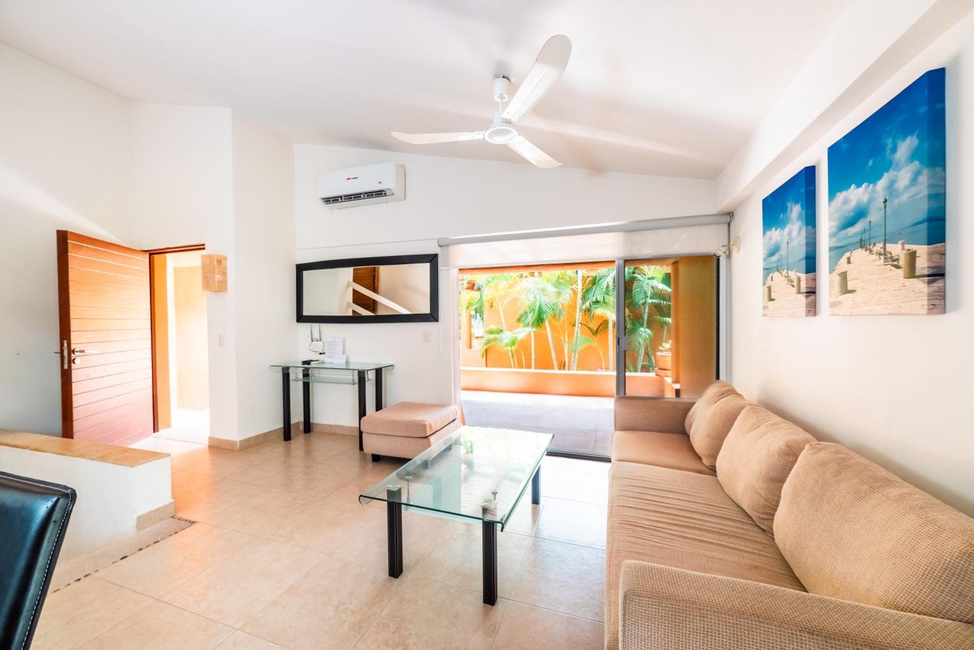 Hotel Ixzi Plus Ixtapa  Buitenkant foto