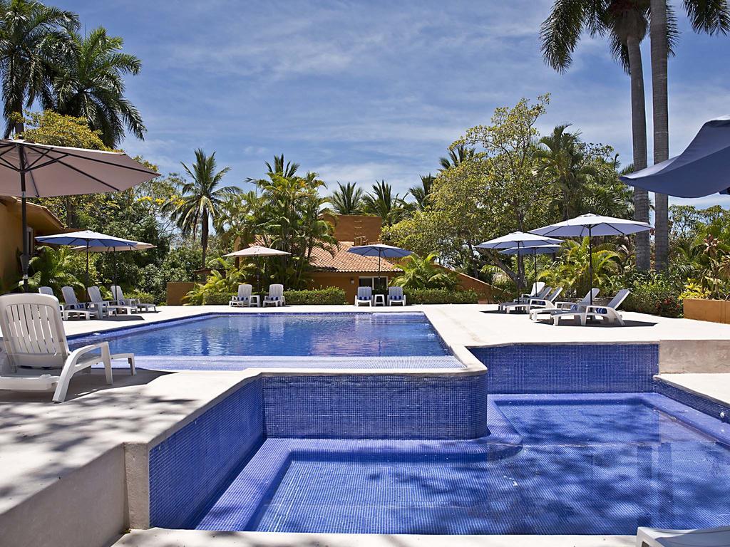 Hotel Ixzi Plus Ixtapa  Buitenkant foto